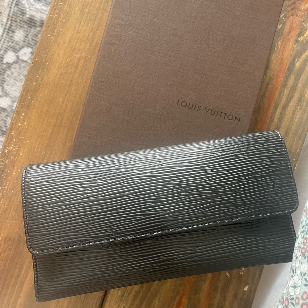 Authentic Louis Vuitton wallet